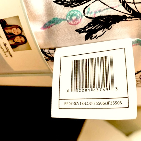 Bohemian Dream Catcher theme. Dare To Dream Full Size Bedding With Pom Pom. - Picture 10 of 11